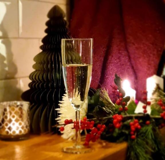 Gamla Järnhandeln   Norrskedika Hotell