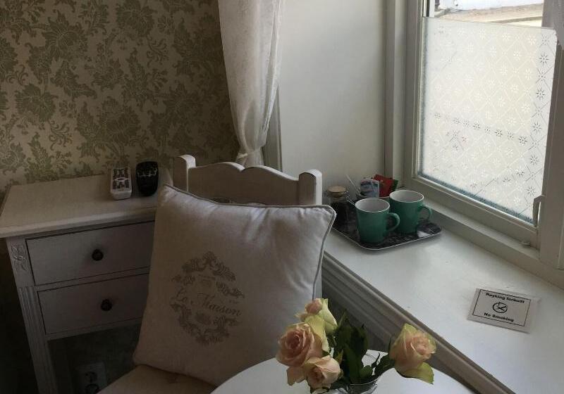 Gamlebyen Hotell   Fredrikstad