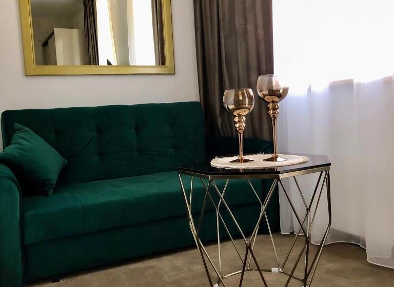 ホテル Garni Klaret