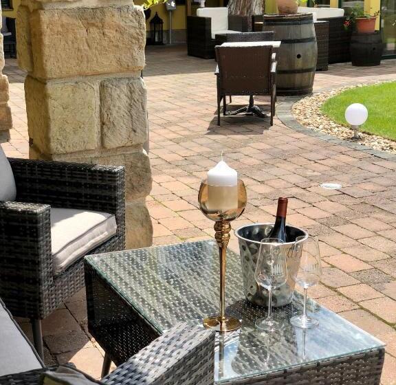 ホテル Garni Klaret