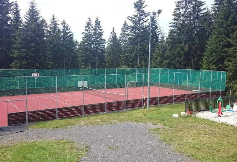 בית מלון כפרי Gradl