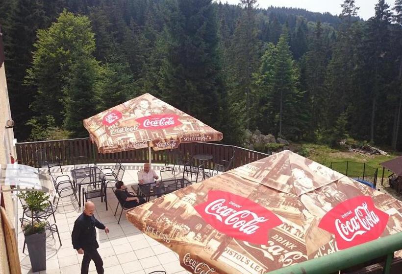 בית מלון כפרי Gradl