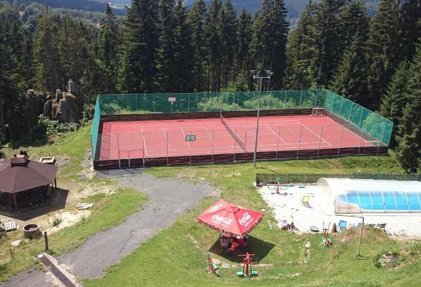 בית מלון כפרי Gradl