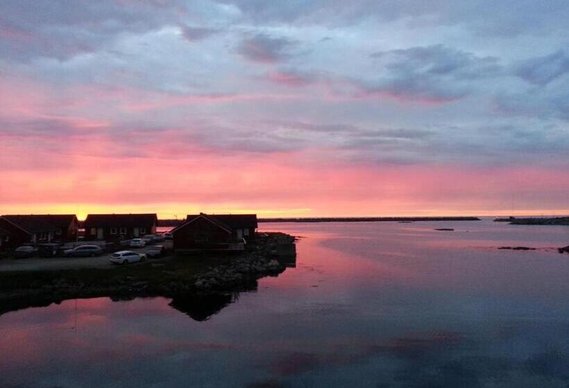 هتل Grønnbuene Rorbu