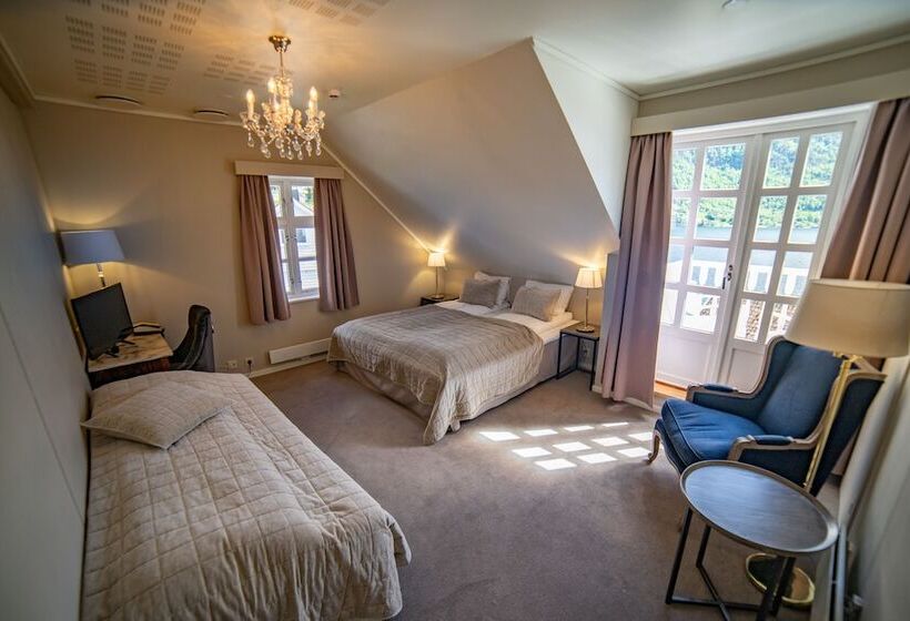 בית מלון כפרי Hofslund Fjord