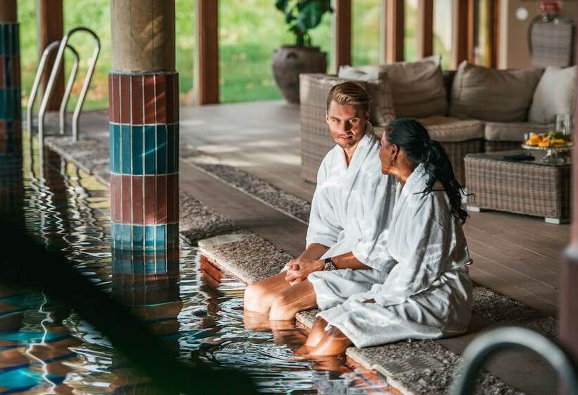 فندق öijared Resort