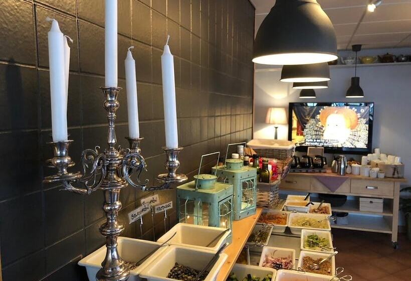 Jennys Hotell Och Restaurang