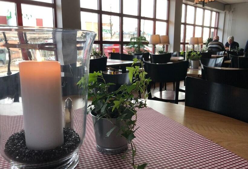 Jennys Hotell Och Restaurang