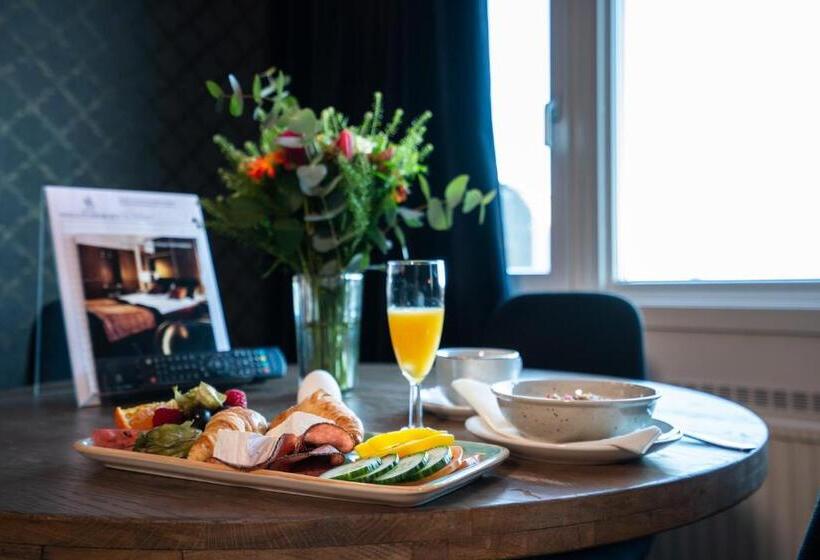 호텔 L Hallstaberget