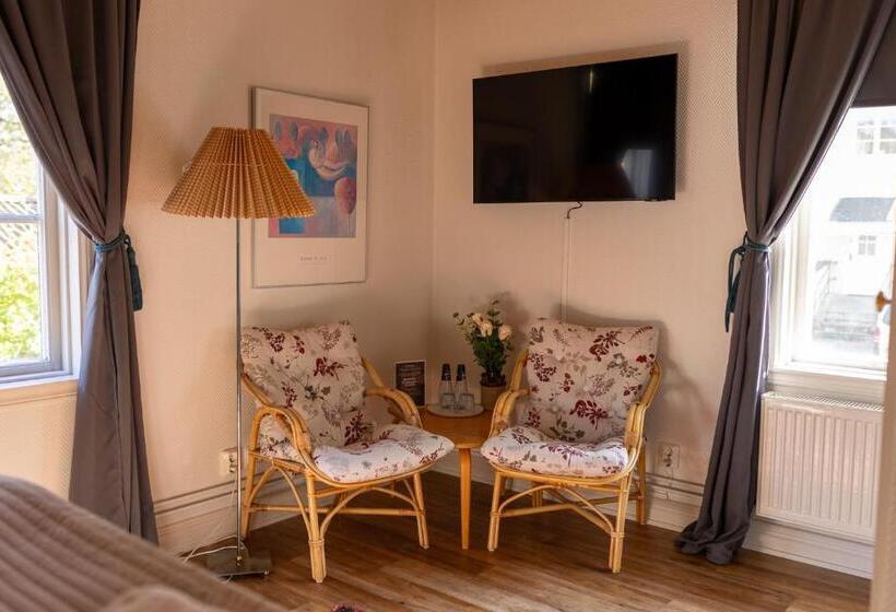 Отель Munkedals Herrgård