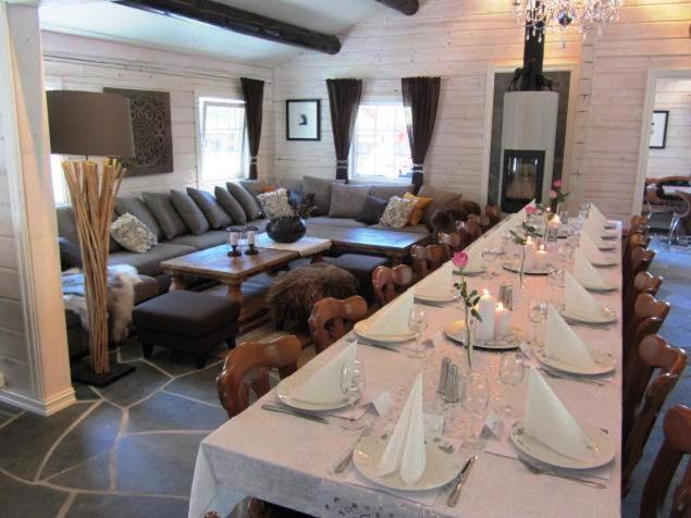 בית מלון כפרי Namsentunet