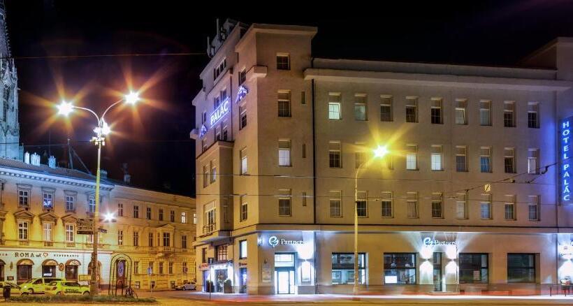 酒店 Palác