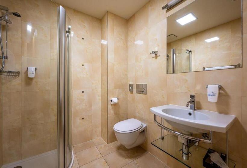 هتل Penzion V Ráji