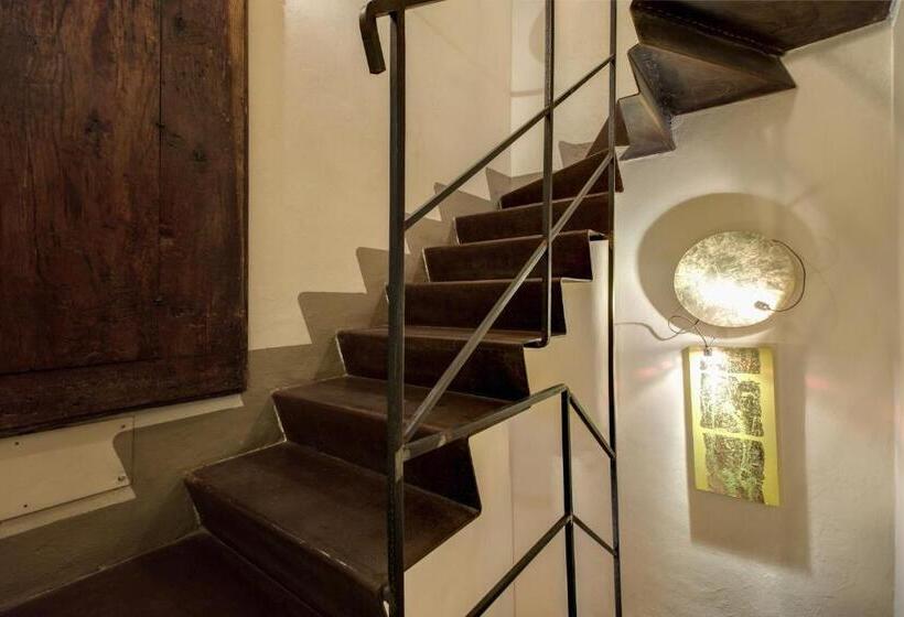 בית מלון כפרי Residenza Torre Colonna