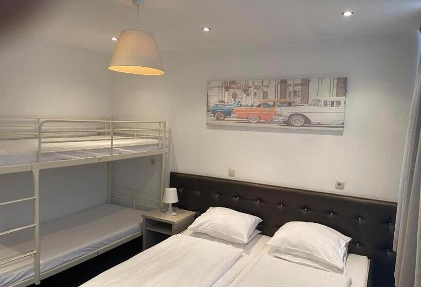 هتل Restaurant La Piazza