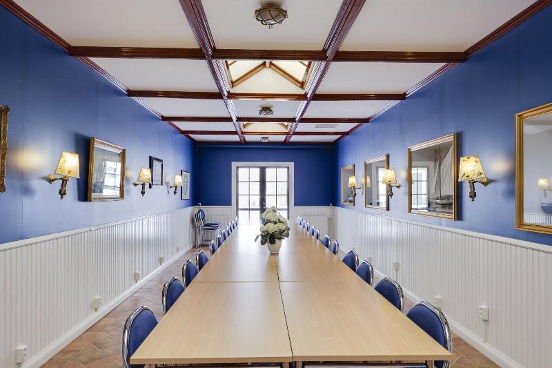 ホテル Slottsgården