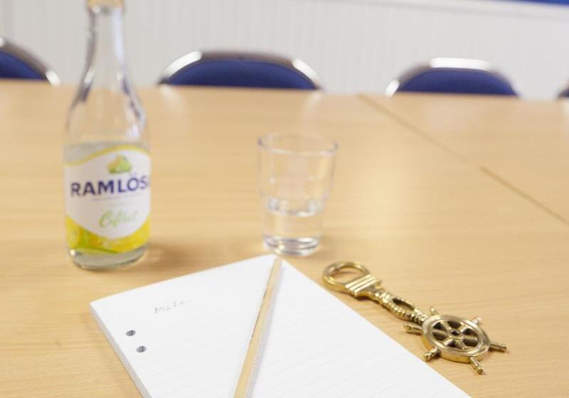 ホテル Slottsgården