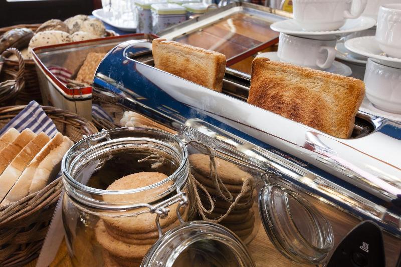 ホテル Slottsgården