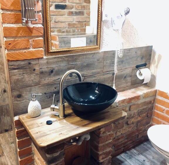 בית מלון כפרי Sokolský Dům