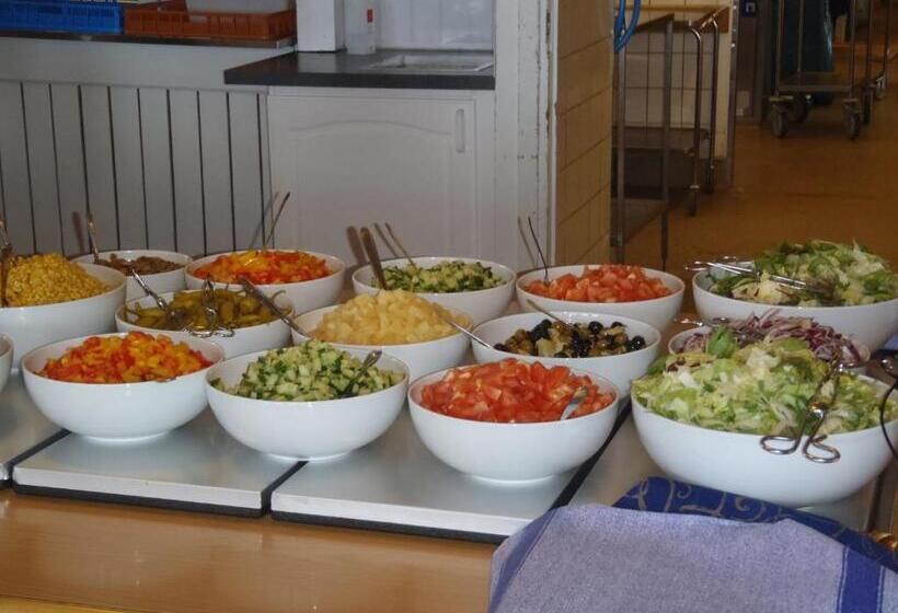 ホテル Stf Malmfaltens Folkhogskola