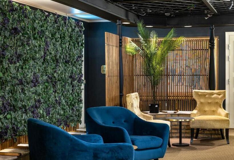 Storebaug Hotell & Kro