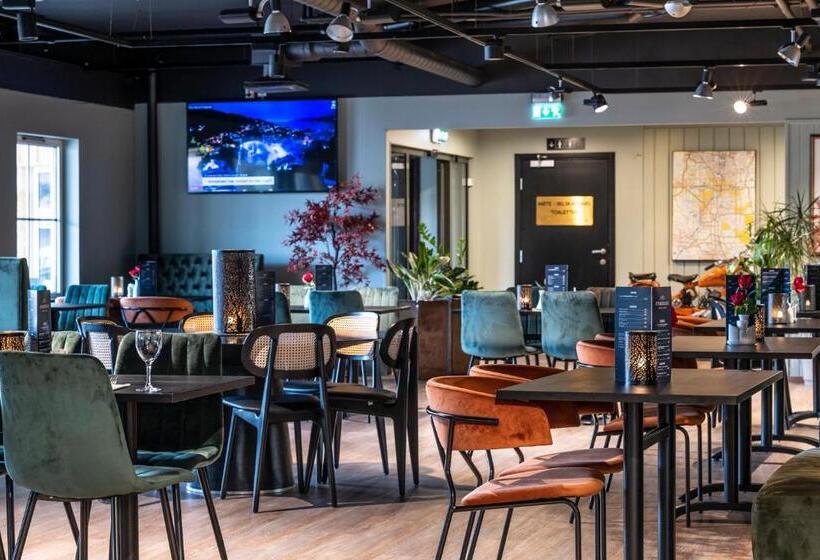 Storebaug Hotell & Kro