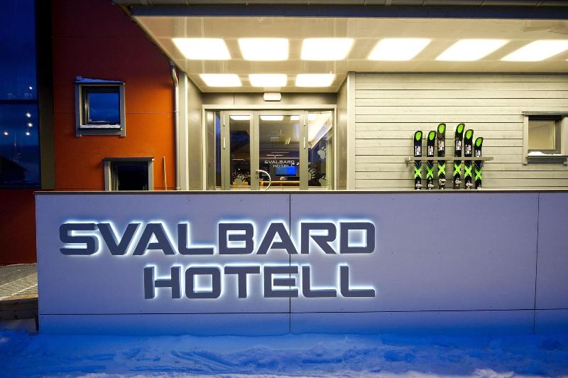 Svalbard Hotell | Polfareren
