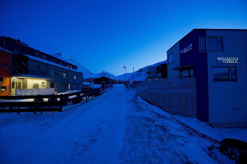 Svalbard Hotell | Polfareren