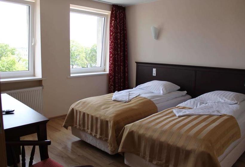 هتل Bed And Breakfast Taurage Center