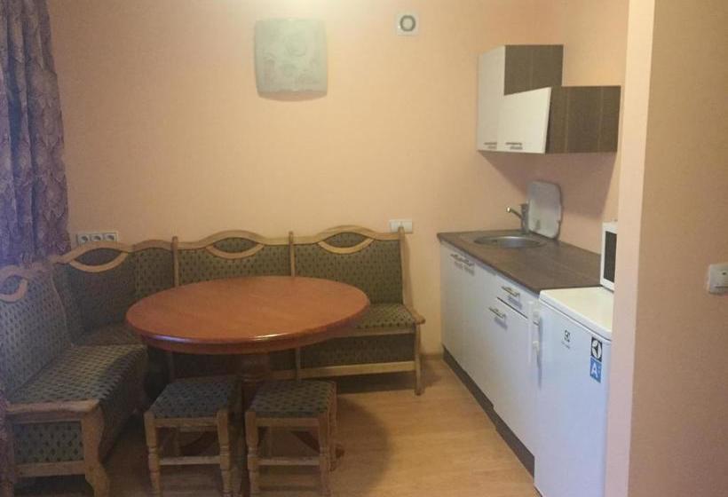 هتل Bed And Breakfast Taurage Center