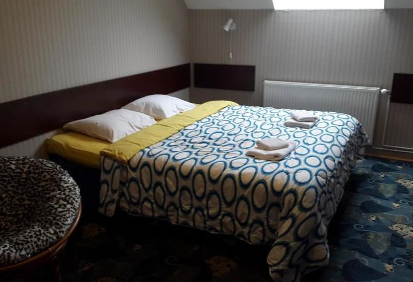 هتل Terve Hostel