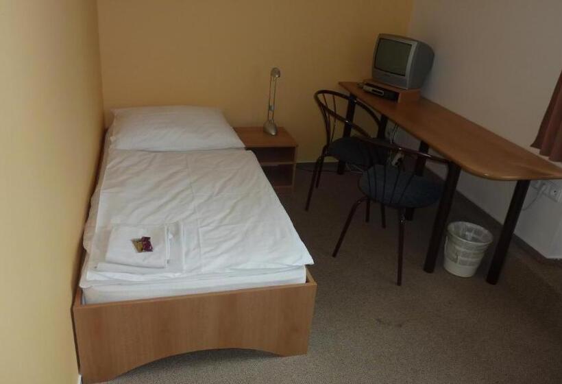 Hotel Tht