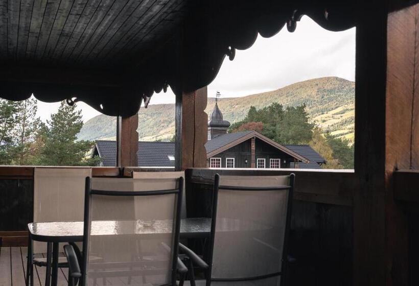 Отель Toftemo Turiststasjon