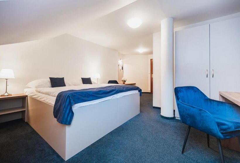 فندق U Královny Elišky