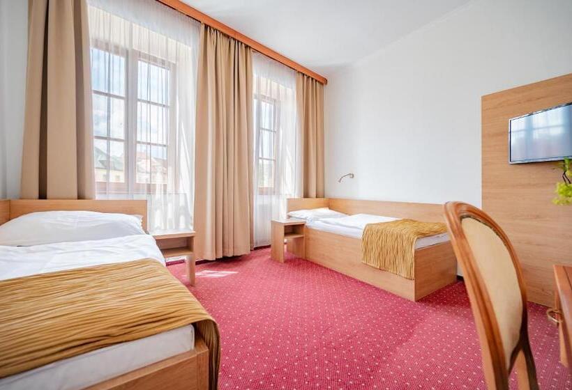 فندق U Královny Elišky