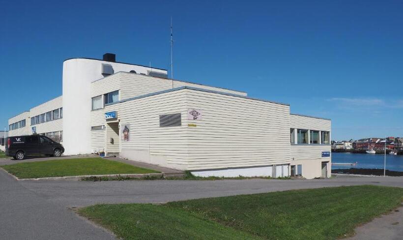 Отель Vardø