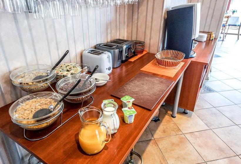 هتل Vila Vitalija