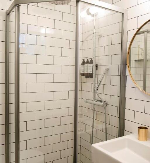 호텔 Värdshuset Lindgården