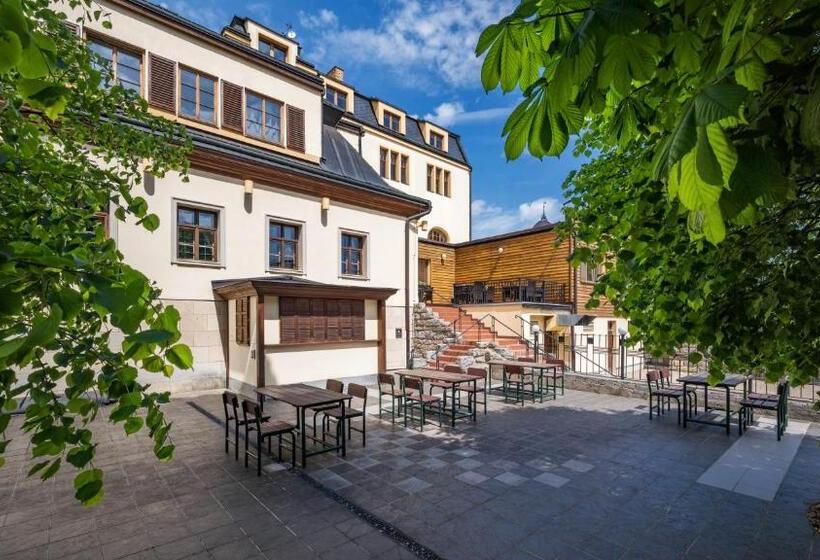 בית מלון כפרי Zlaty Lev