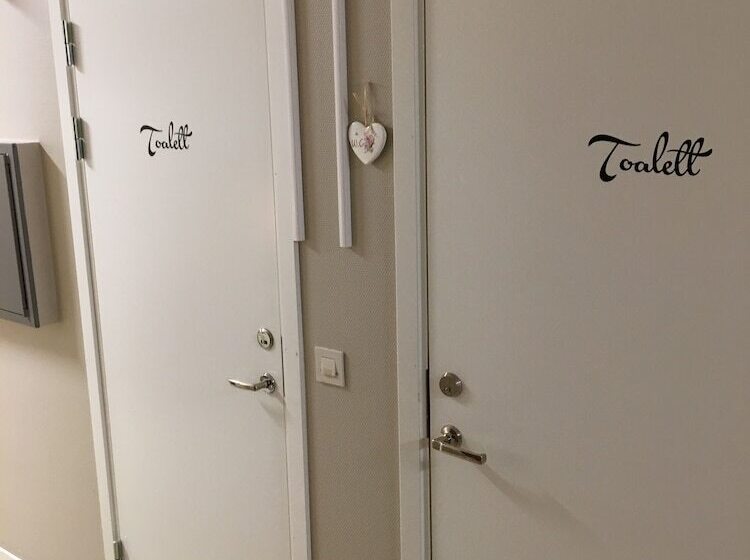 Hässleholmsgårdens Vandrarhem