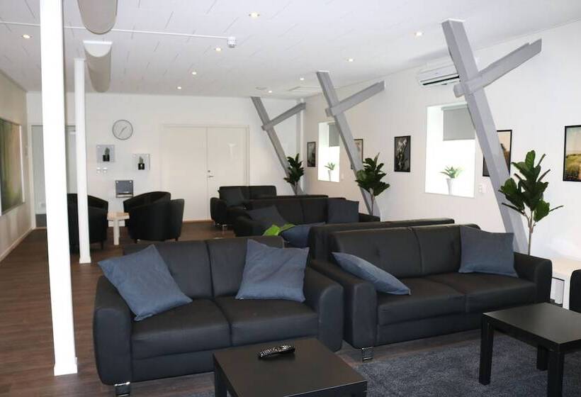 Kärraton Vandrarhem   Hostel