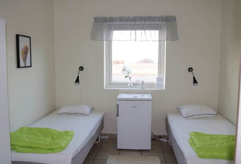 Kärraton Vandrarhem   Hostel