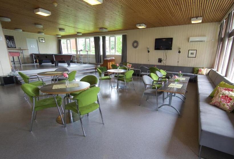 Molde Vandrerhjem Hostel
