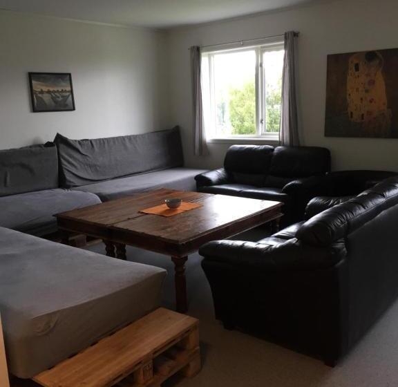 Molde Vandrerhjem Hostel