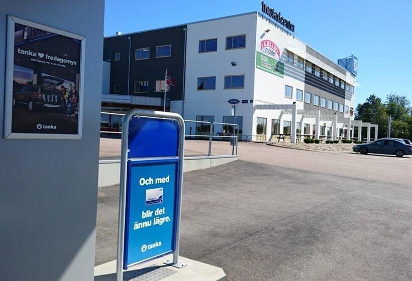 מוטל Trestads Restaurang Hotell & Pensionat