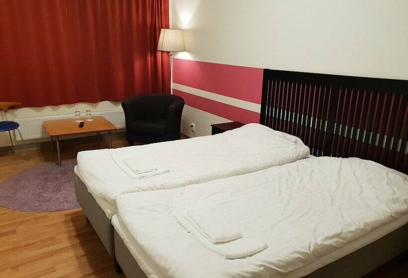 מוטל Trestads Restaurang Hotell & Pensionat