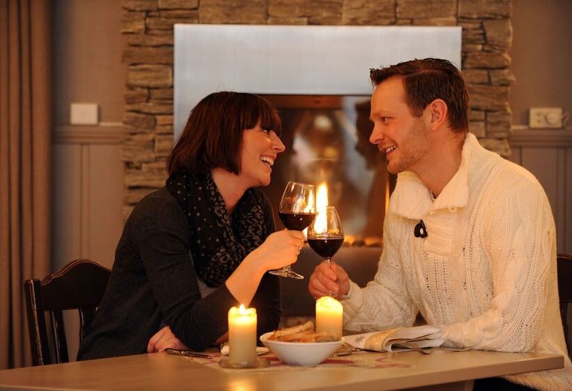 Nermo Hotel & Apartments