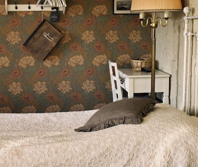 Okens Bed & Breakfast