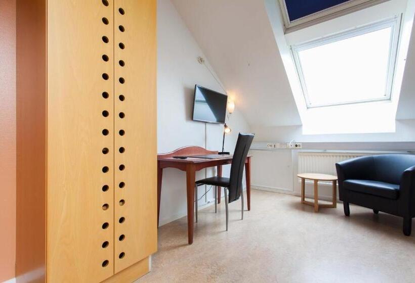 Pronova Hotell & Vandrarhem