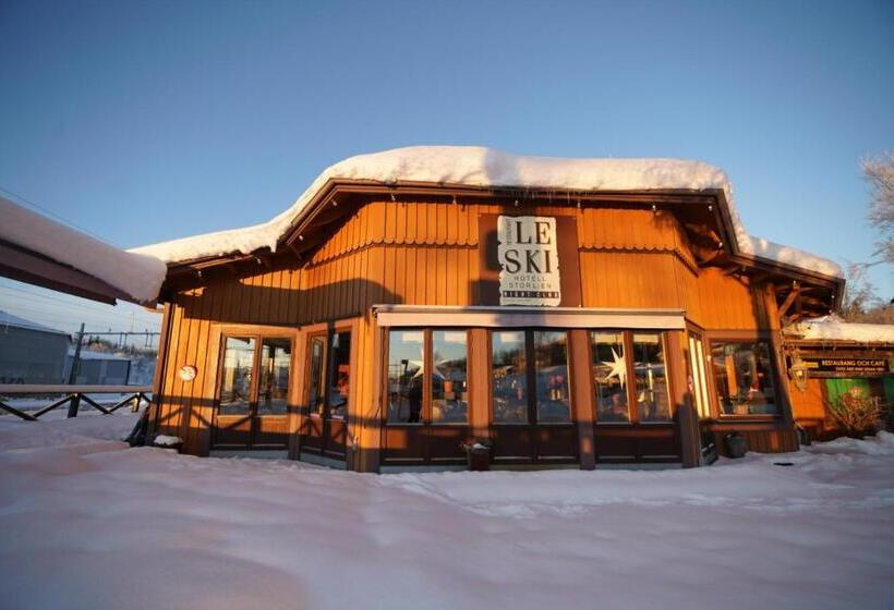 منتجع Le Ski Lodge & Steakhouse